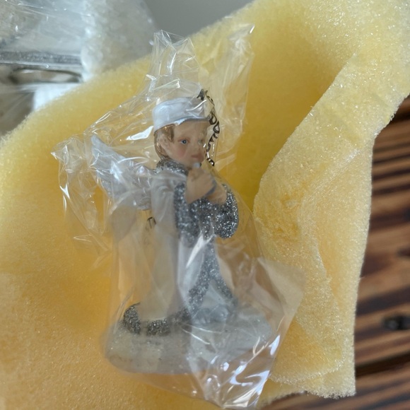 NEW Thomas Kinkade Hawthorne Village Angel Express Train Station with COA - Picture 3 of 10